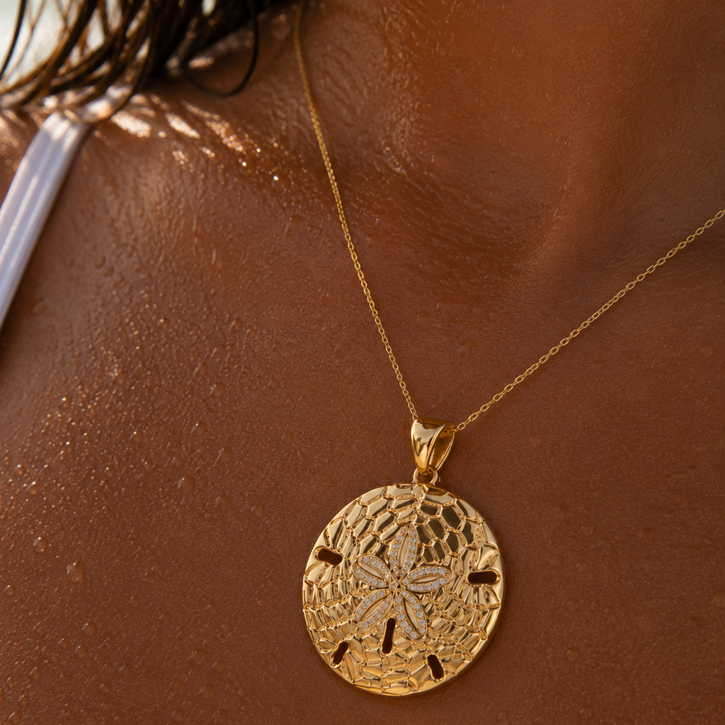 XL SAND DOLLAR PENDANT 18K GOLD & DIAMOND