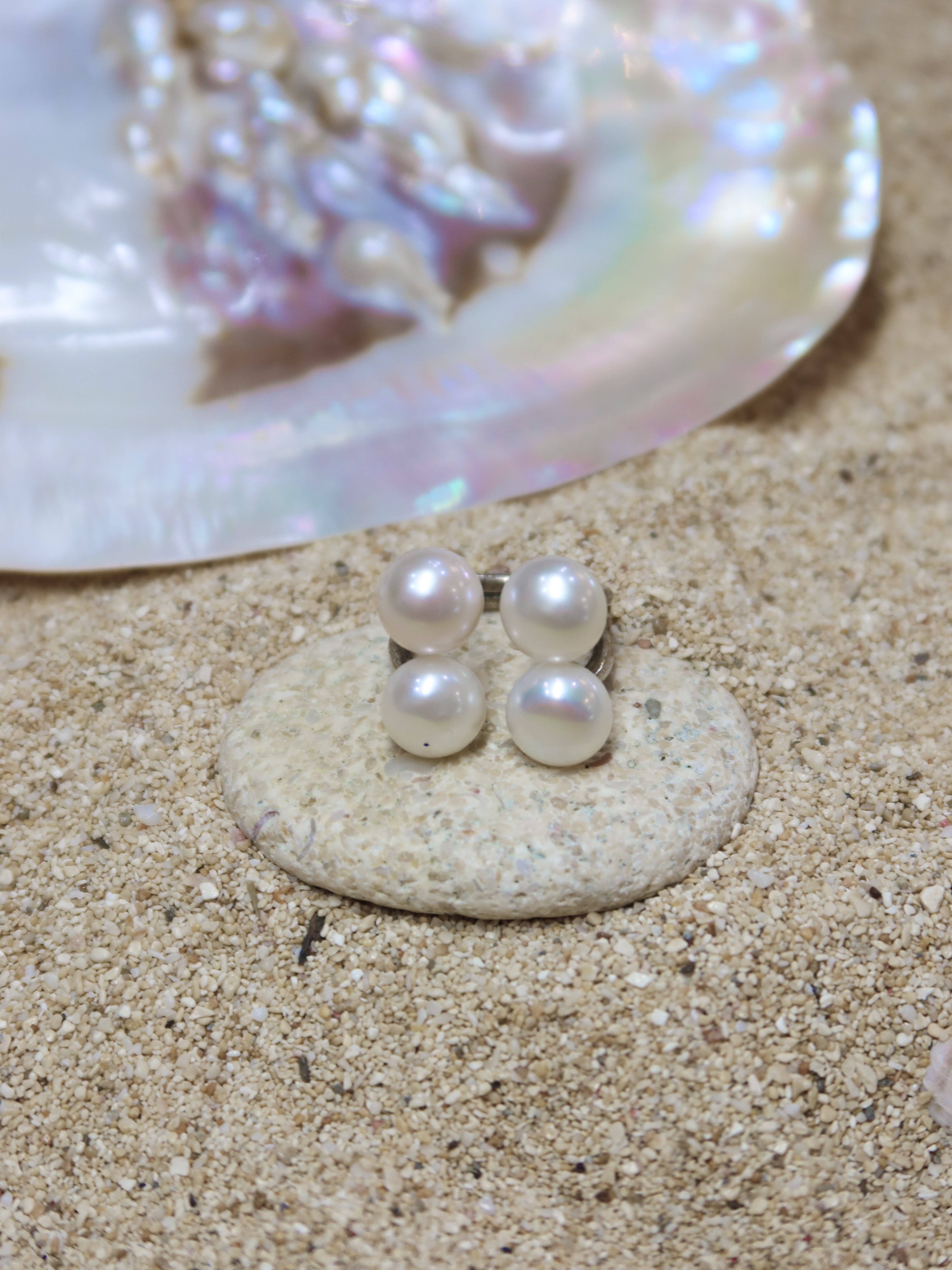 BAGUE 4 PERLES