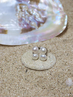 4 PEARLS RING
